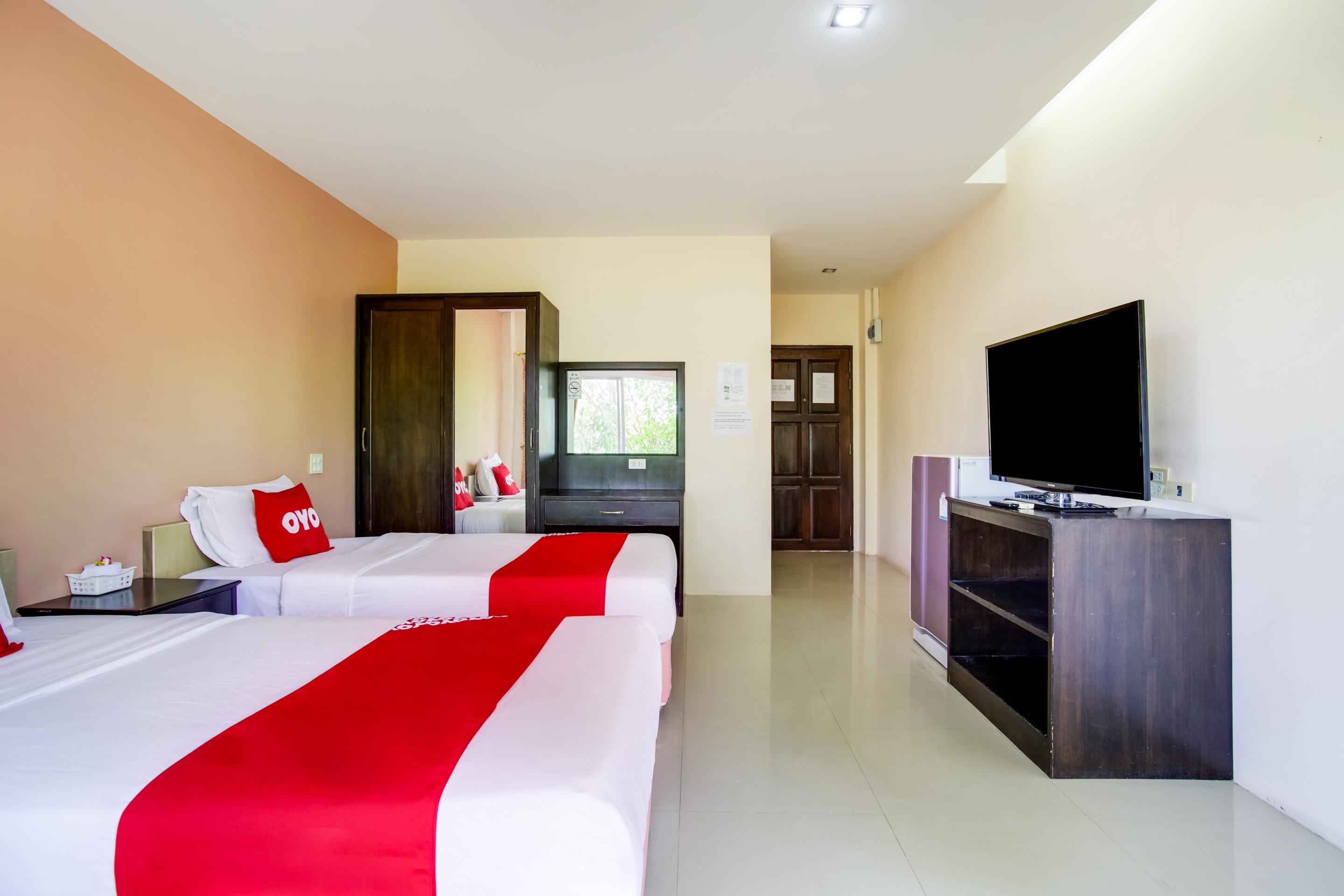 Oyo 384 Ban Sabaidee Hotel Phra Nakhon Si Ayutthaya Luaran gambar