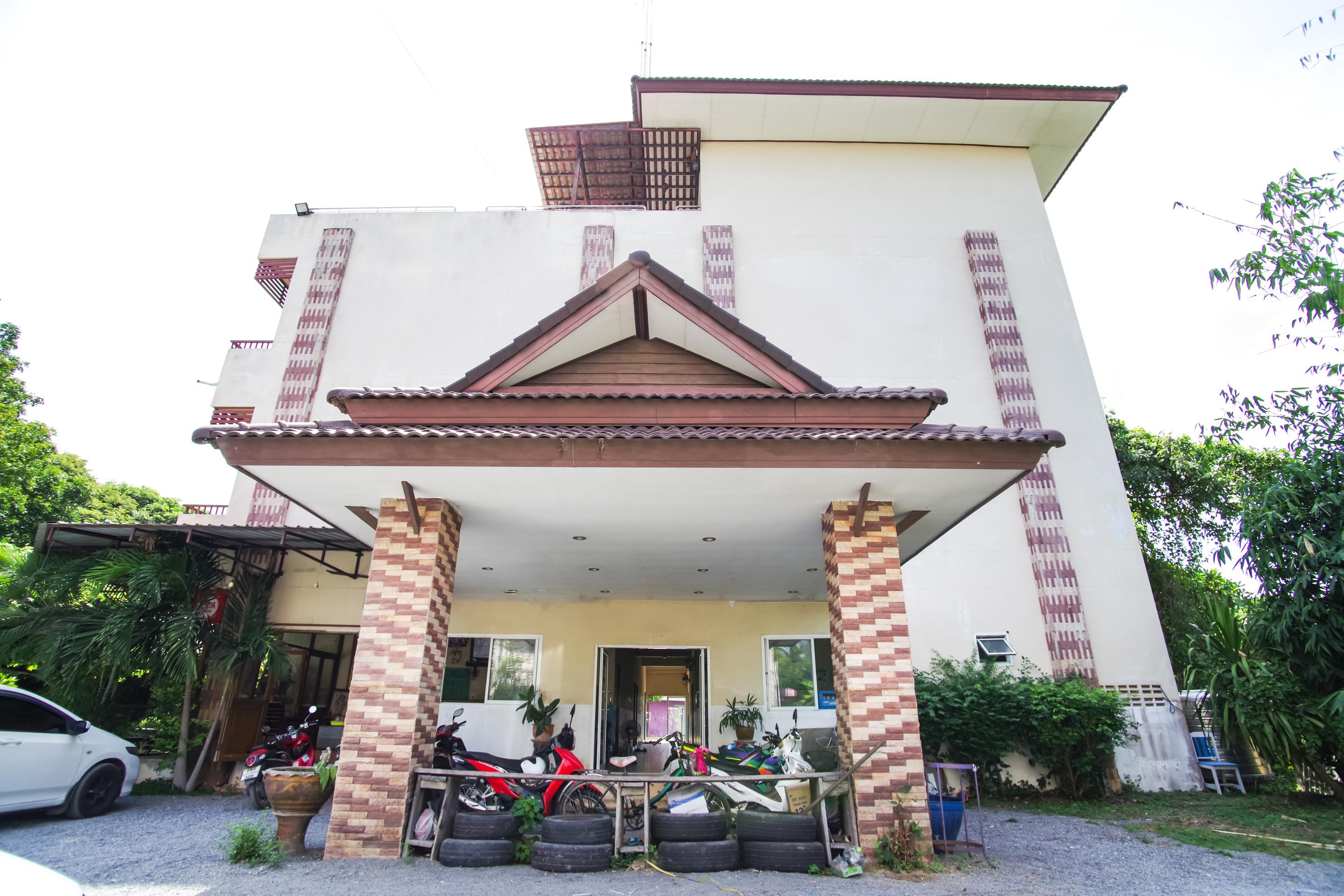 Oyo 384 Ban Sabaidee Hotel Phra Nakhon Si Ayutthaya Luaran gambar