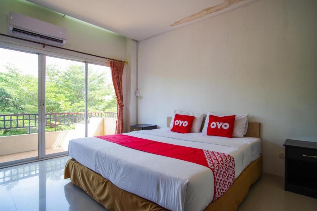 Oyo 384 Ban Sabaidee Hotel Phra Nakhon Si Ayutthaya Luaran gambar