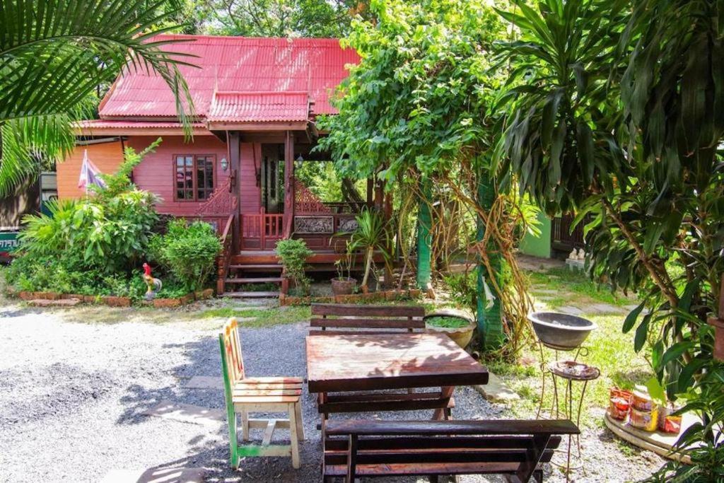 Oyo 384 Ban Sabaidee Hotel Phra Nakhon Si Ayutthaya Luaran gambar