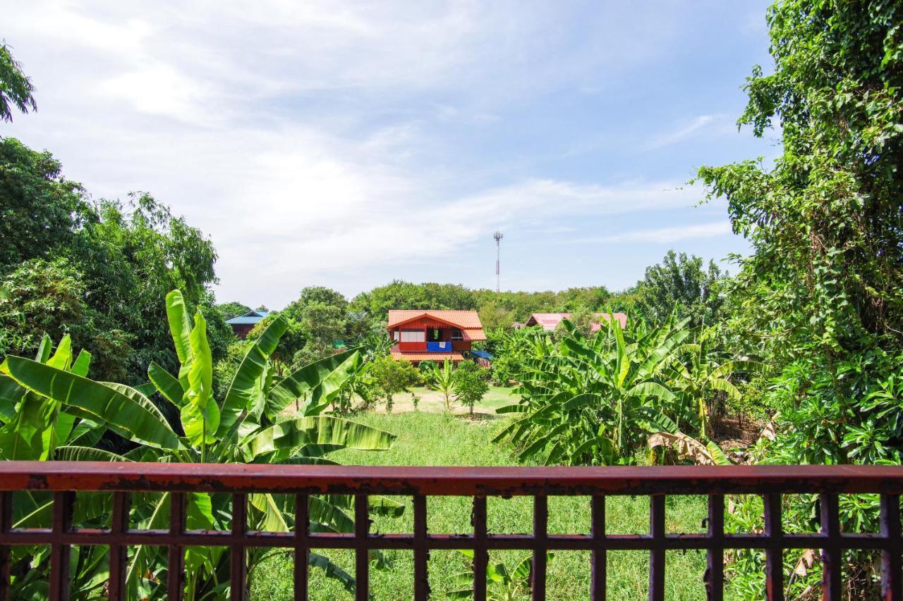 Oyo 384 Ban Sabaidee Hotel Phra Nakhon Si Ayutthaya Luaran gambar